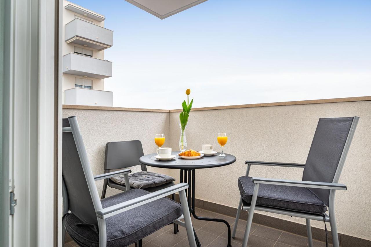 Ap Stella, Center Of Zadar, 2Br, Parking Leilighet Eksteriør bilde