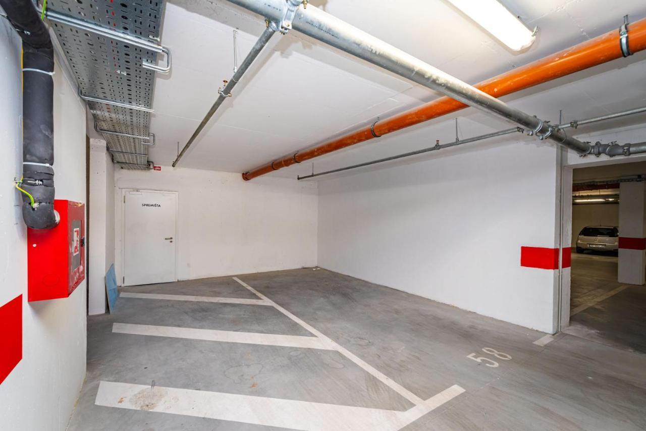 Ap Stella, Center Of Zadar, 2Br, Parking Leilighet Eksteriør bilde